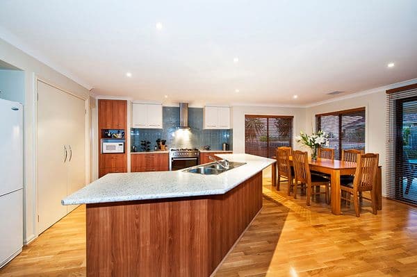 13 Nolan Close, BUNDOORA VIC 3083, Bundoora - Thumbnail 5