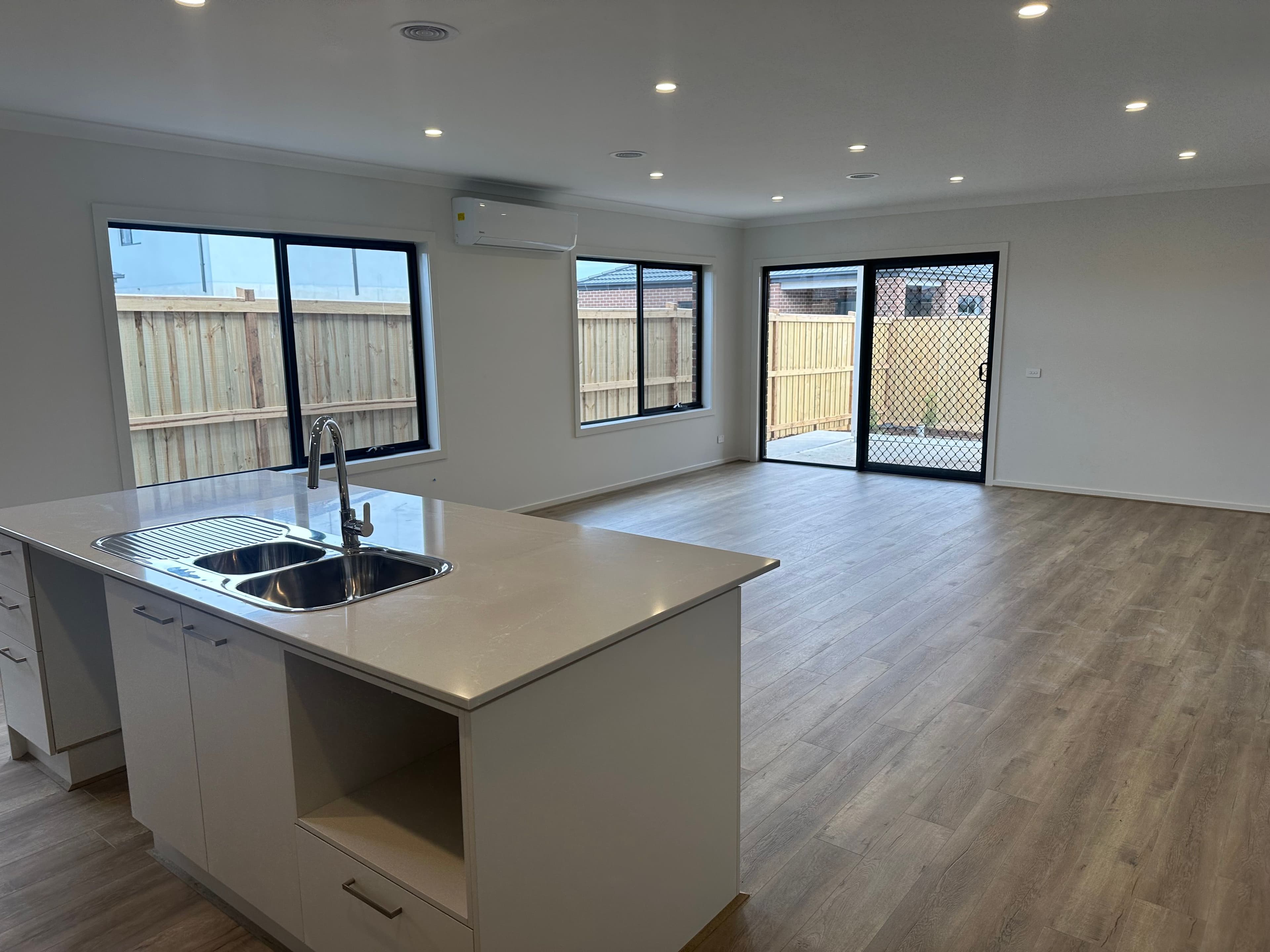 15 Fruit Street, Tarneit VIC 3029, Tarneit - Thumbnail 8