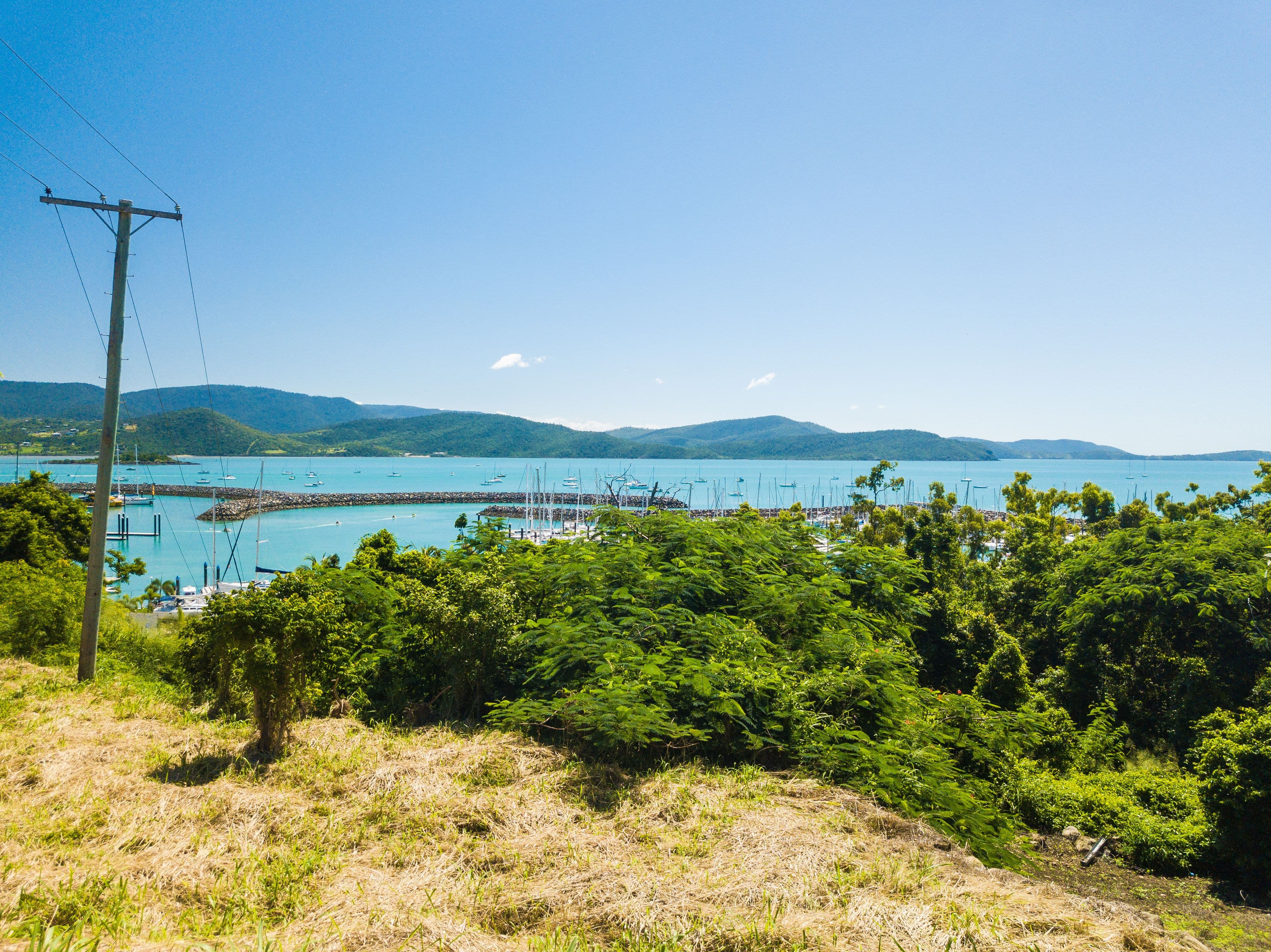 16 Summit Avenue, Airlie Beach QLD 4802, Airlie Beach - Thumbnail 4
