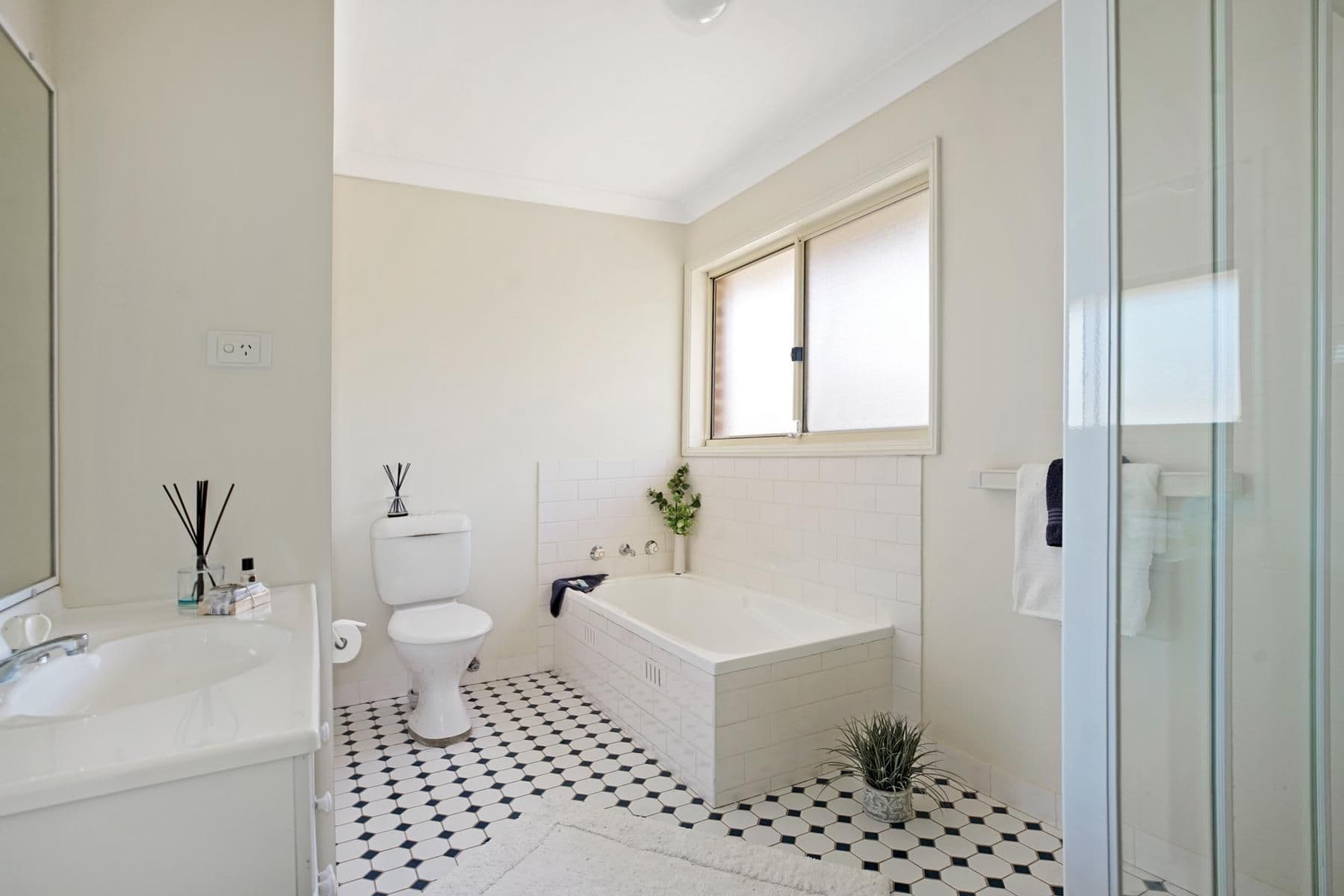 12/113 The Lakes Drive, Glenmore Park NSW 2745, Glenmore Park - Thumbnail 5
