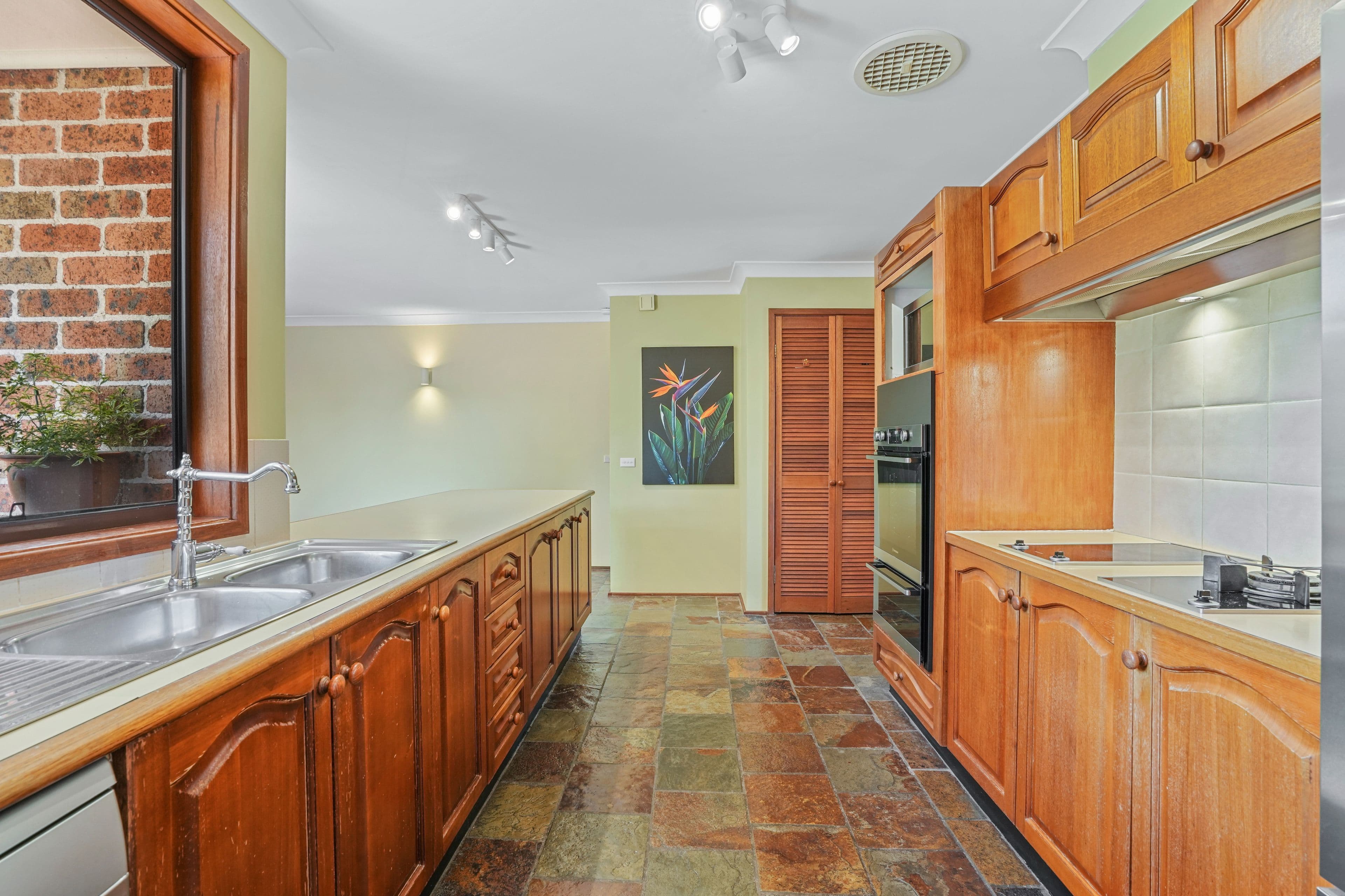 63 Ridgecrop Drive, Castle Hill NSW 2154, Castle Hill - Thumbnail 4