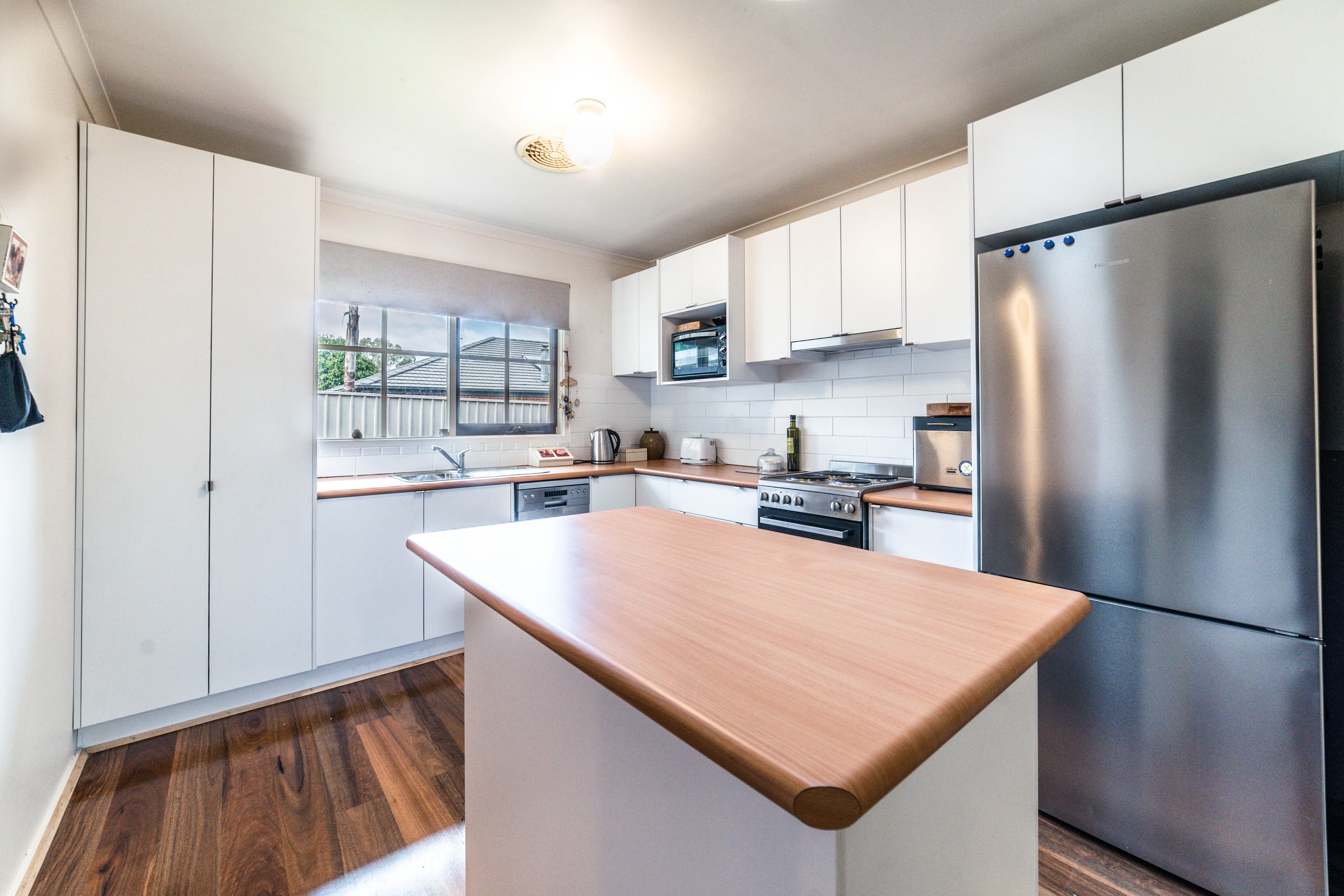 27 Shakespere Street, Heathcote VIC 3523, Heathcote - Thumbnail 2