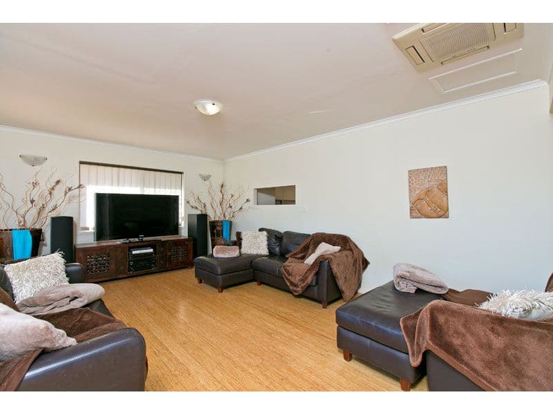 25 Lancewood  Street, VICTORIA POINT QLD 4165, Victoria Point - Thumbnail 8