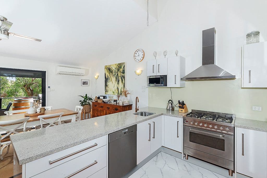 21 Crescent Road, Wangi Wangi NSW 2267, Wangi Wangi - Thumbnail 5