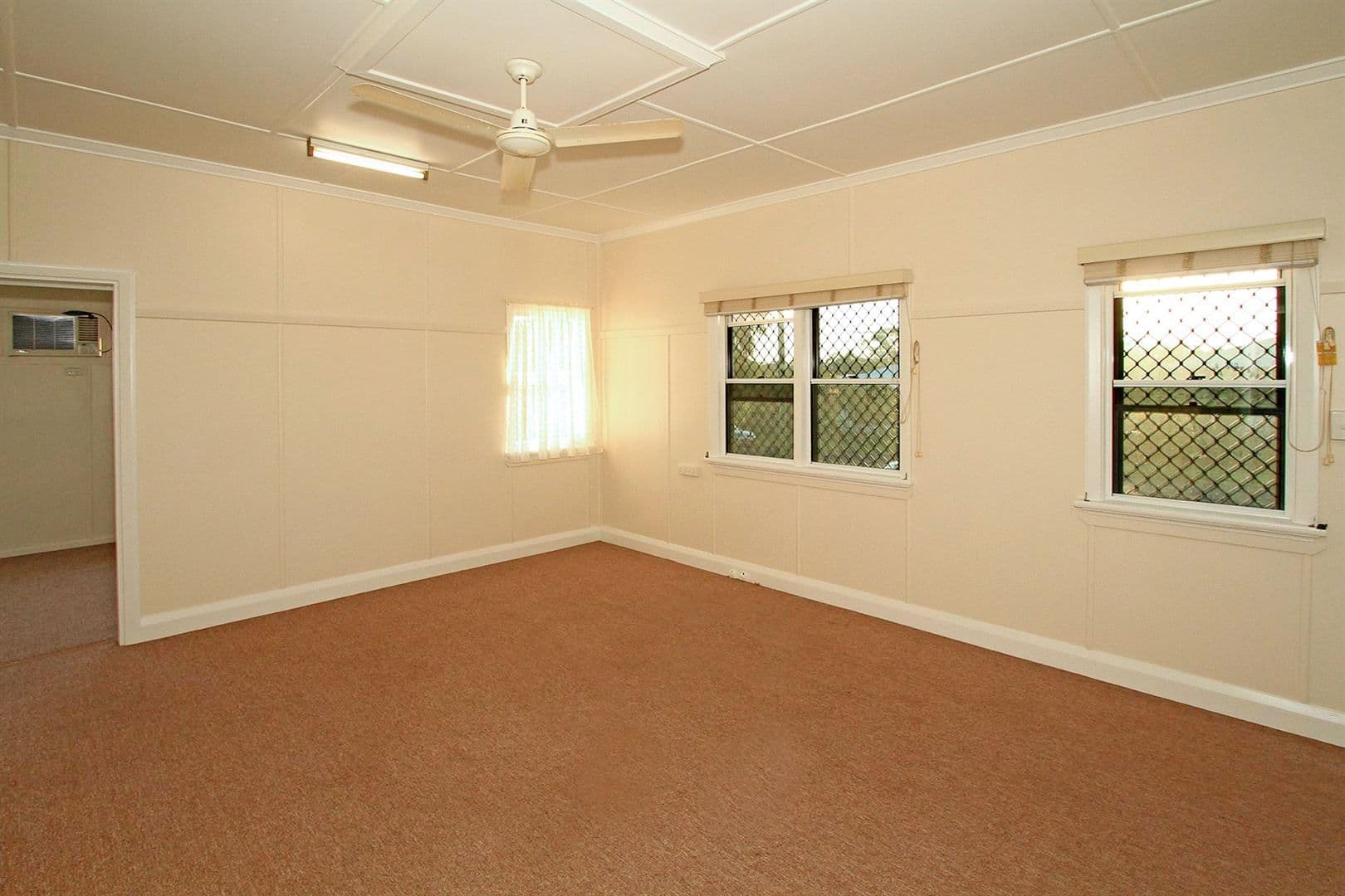 90 Tomkins Street, BERSERKER QLD 4701, Berserker - Thumbnail 7