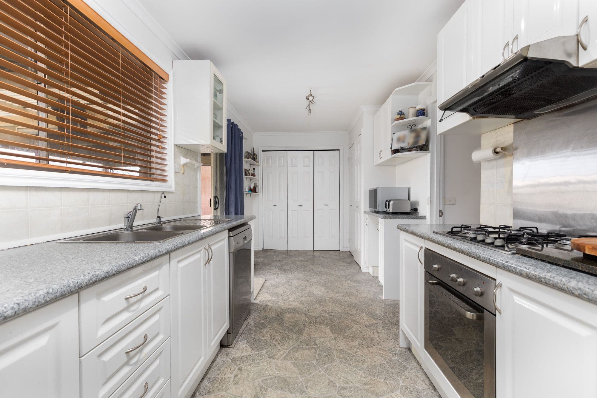 39 Marne Avenue, Wyndham Vale VIC 3024, Wyndham Vale - Thumbnail 2