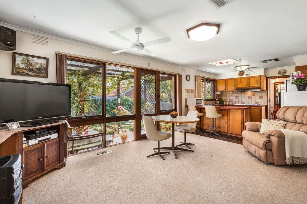 7 Jason Court, Donvale VIC 3111, Donvale - Thumbnail 4