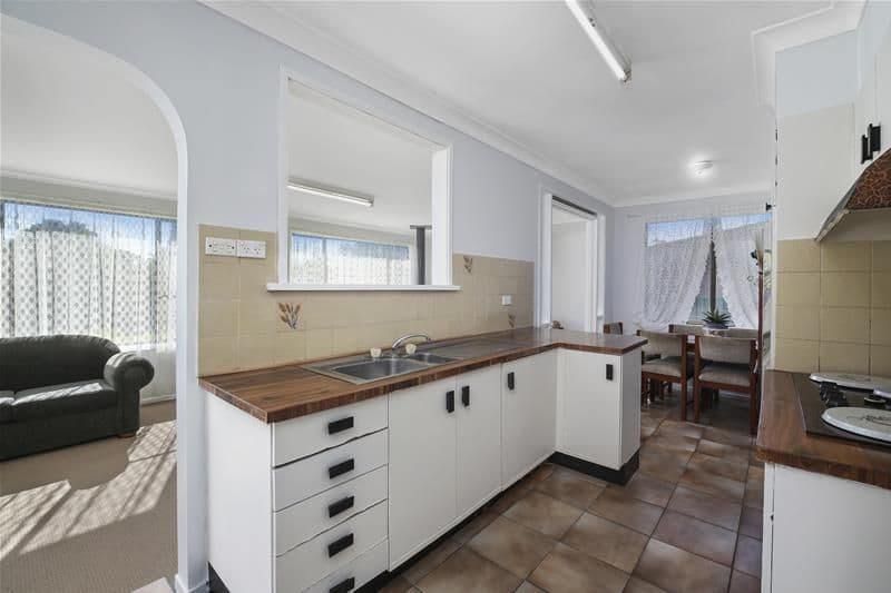 5 Teal Close, Lakewood - Thumbnail 4