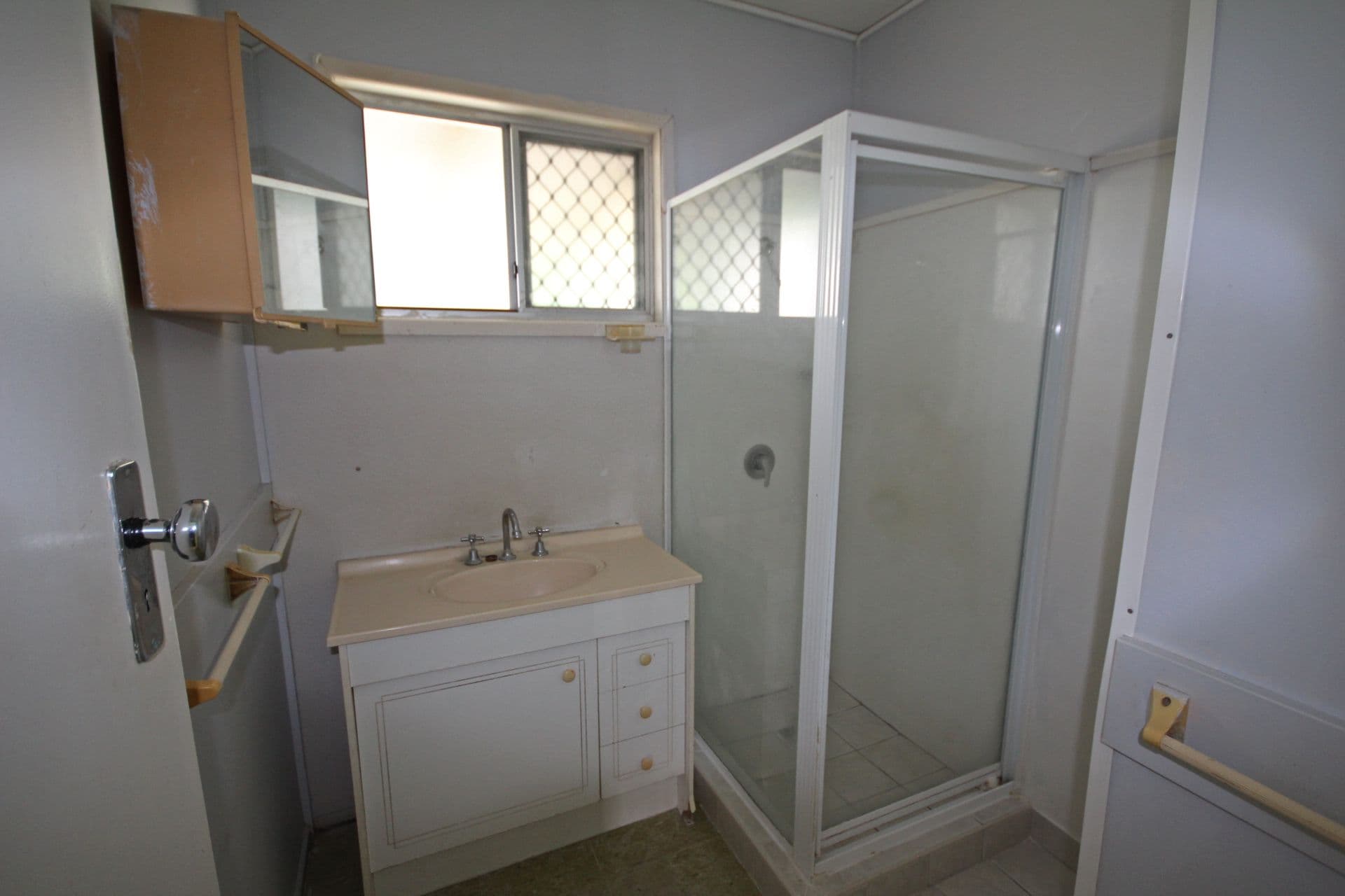 47 Place Avenue, Sarina QLD 4737, Sarina - Thumbnail 8