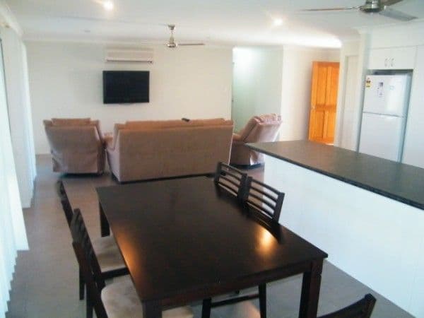 11 Luscombe Street, CHINCHILLA QLD 4413, Chinchilla - Thumbnail 3