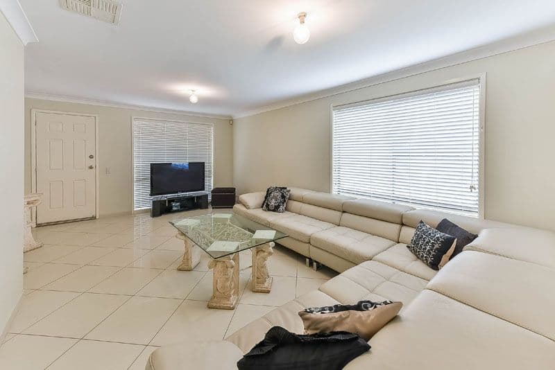23 Pittman Steps Place, Blair Athol - Thumbnail 3