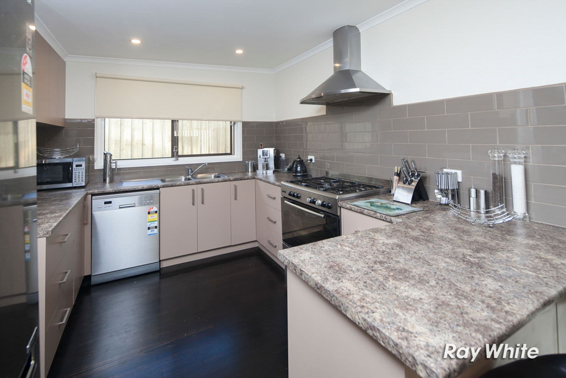 56 Maria Drive, Langwarrin VIC 3910, Langwarrin - Thumbnail 5