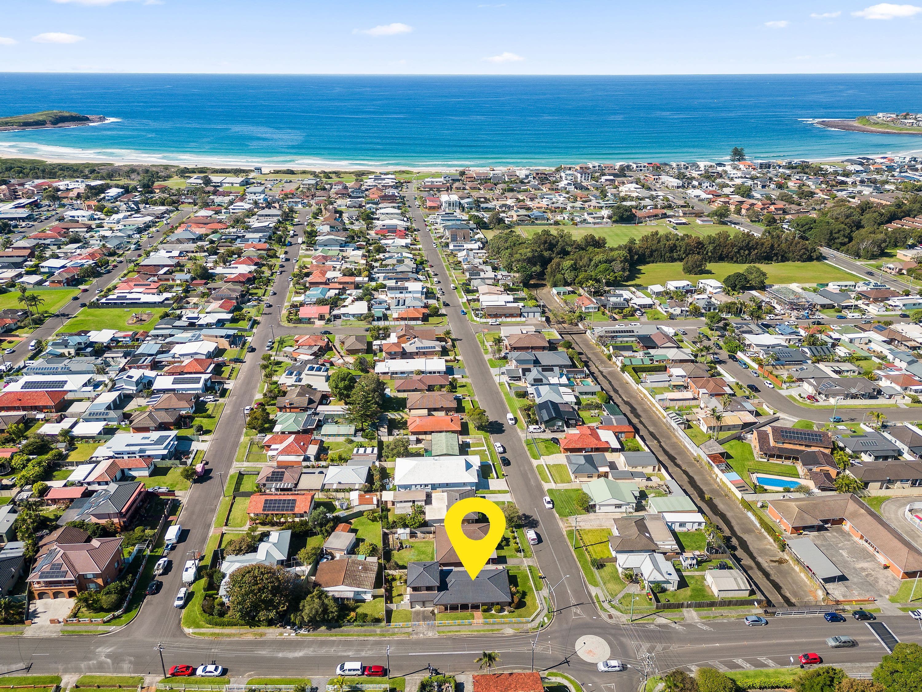 11 Woodford Avenue, Warilla NSW 2528, Warilla - Thumbnail 2