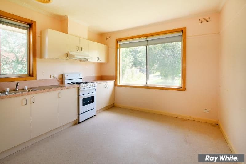 21 Karella Crescent, MORNINGTON VIC 3931, Mornington - Thumbnail 2