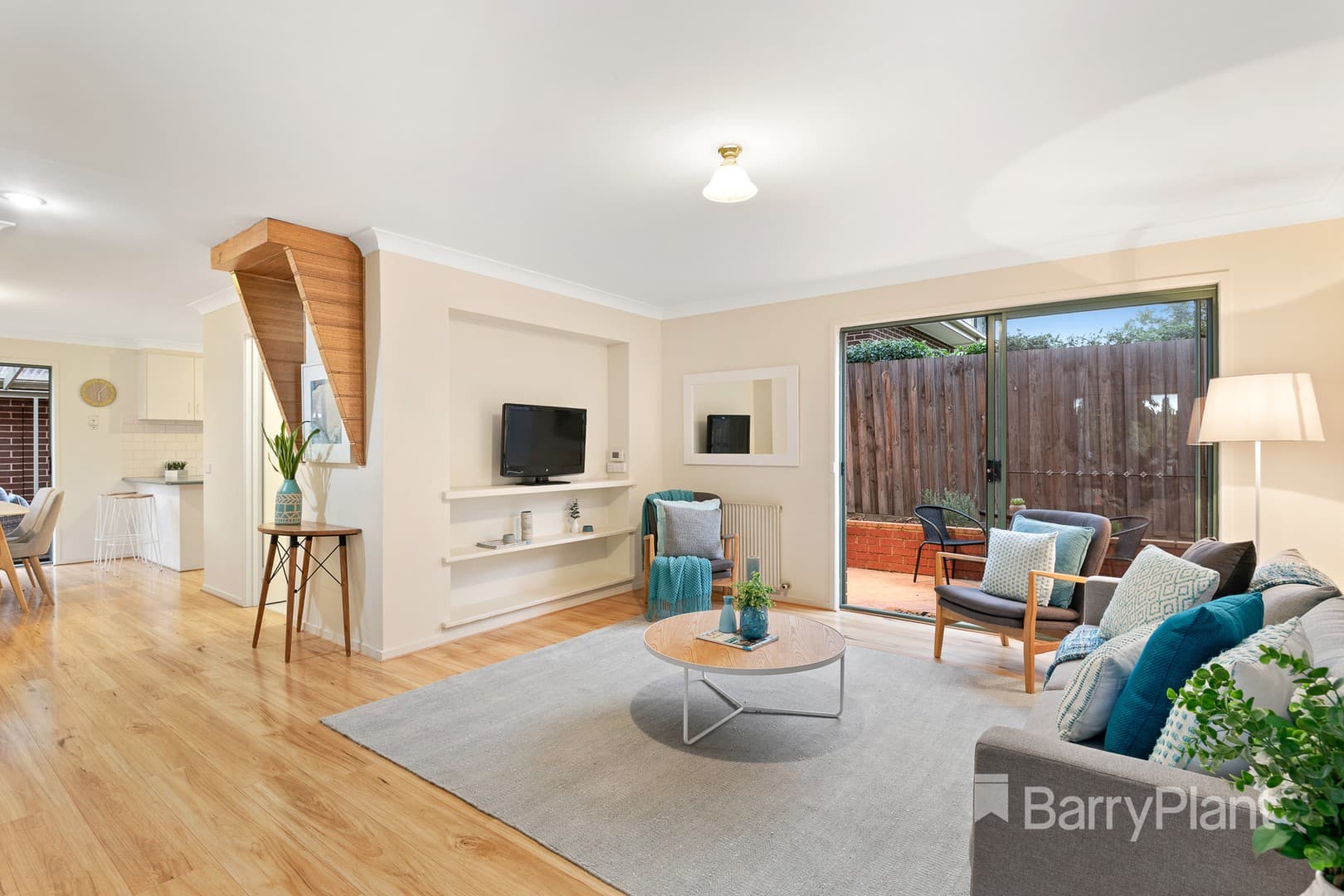 16 Ventura Street, Blackburn North, VIC 3130, Blackburn North - Thumbnail 2