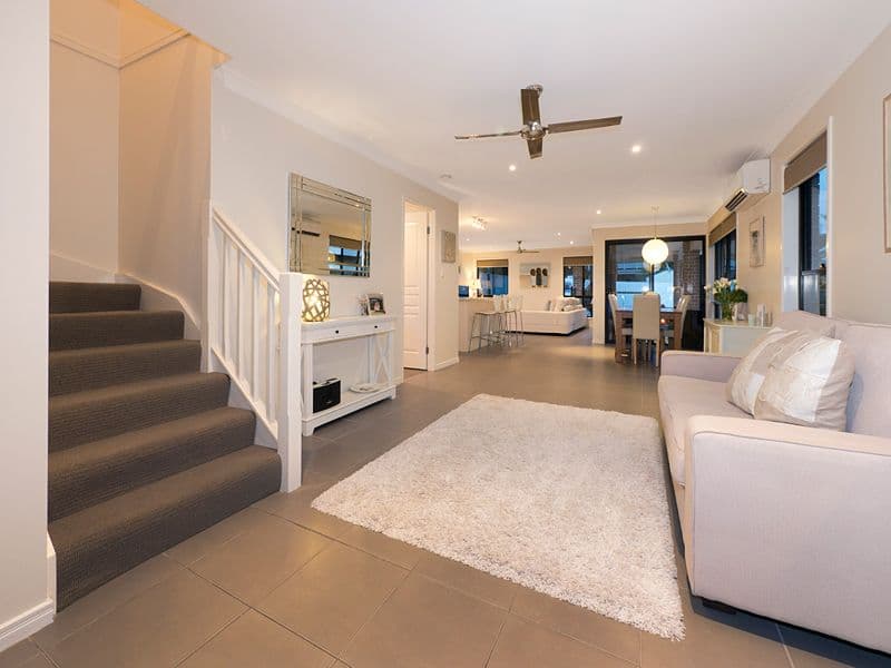 10 Almond Street, NORTHGATE QLD 4013, Northgate - Thumbnail 2