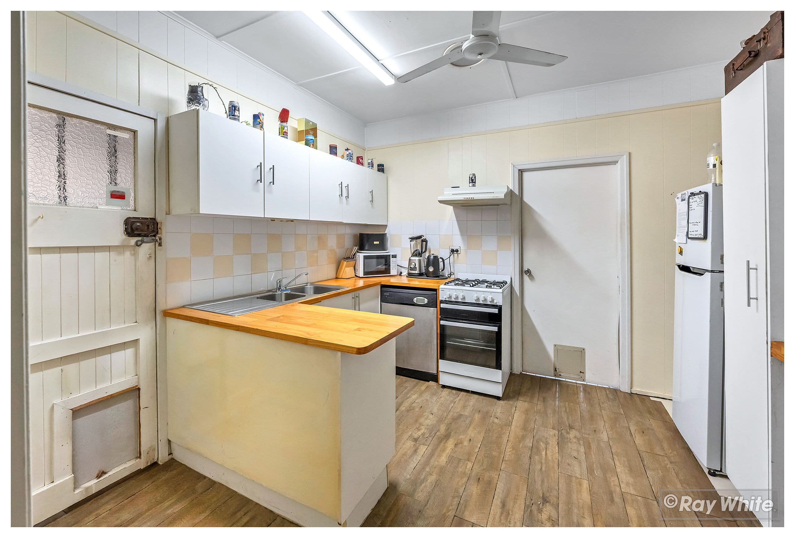 142 Connor Street, Koongal QLD 4701, Koongal - Thumbnail 3