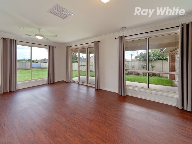 6 Lawrence Court, Jindera - Thumbnail 3