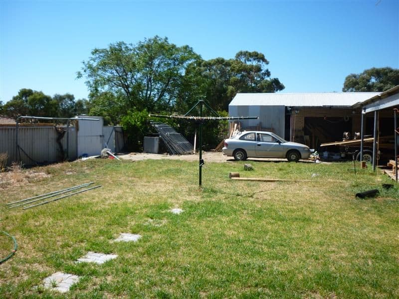 8 Chittering Road, BULLSBROOK WA 6084, Bullsbrook - Thumbnail 6