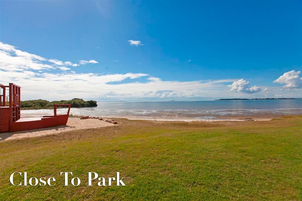 156 (Lot 266) Mooroondu Road, Thorneside QLD 4158, Thorneside - Thumbnail 4
