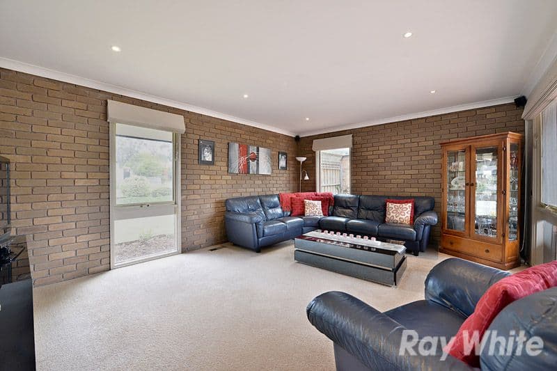 11 Folkstone Crescent, FERNTREE GULLY VIC 3156, Ferntree Gully - Thumbnail 7