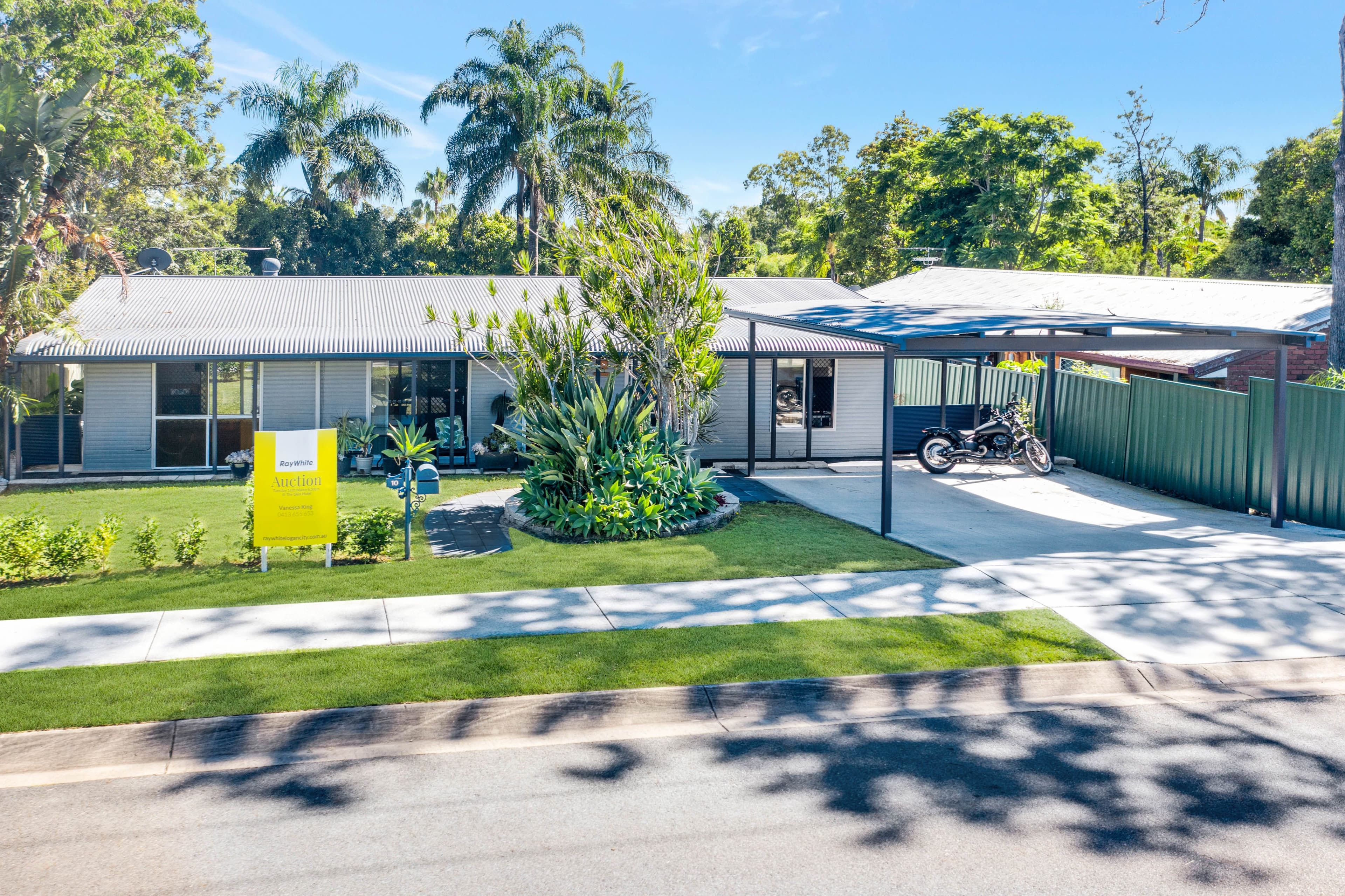 10 Albert Street, Eagleby QLD 4207, Eagleby - Thumbnail 2