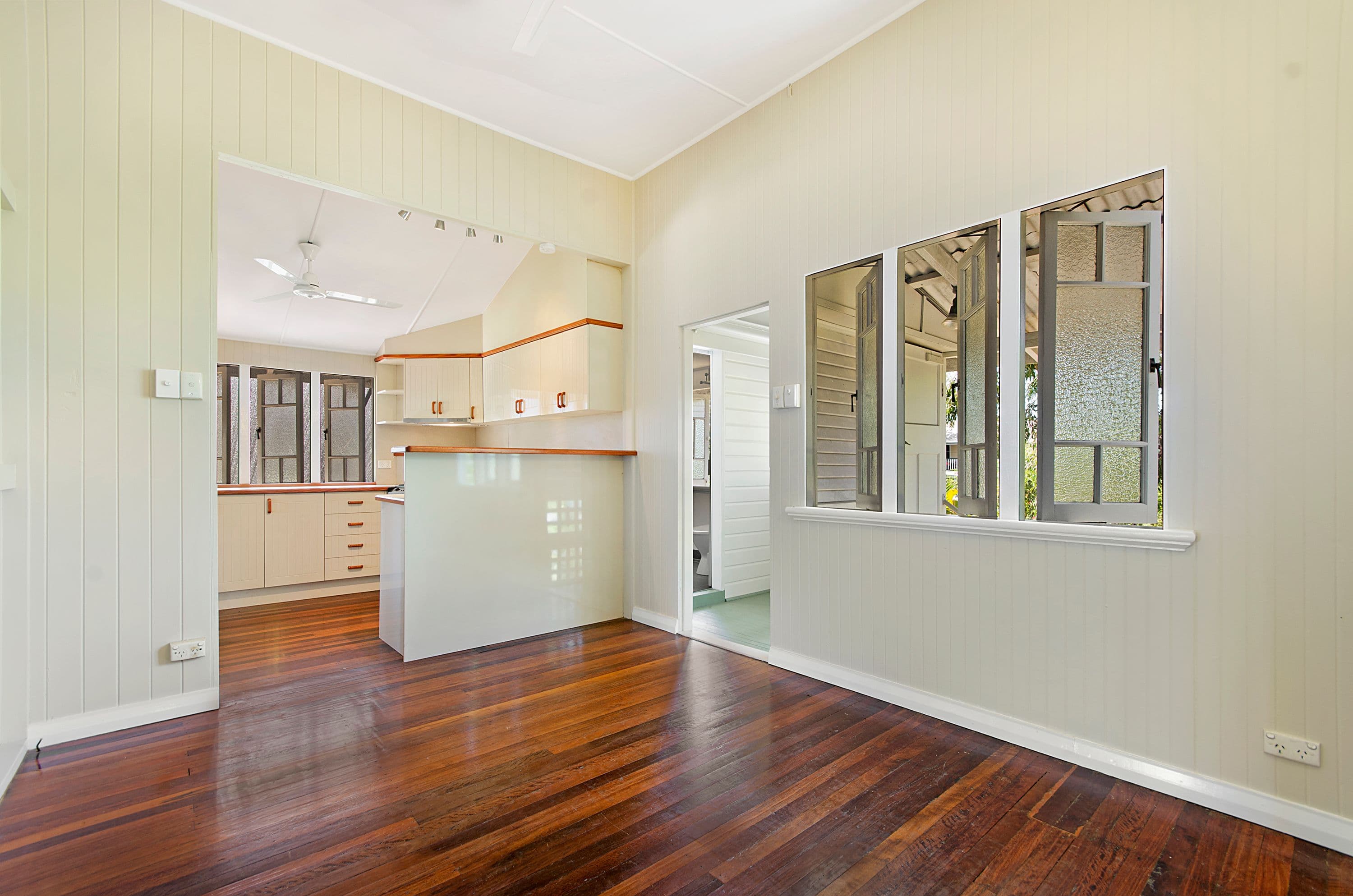 34 Howlett Street, Currajong QLD 4812, Currajong - Thumbnail 4
