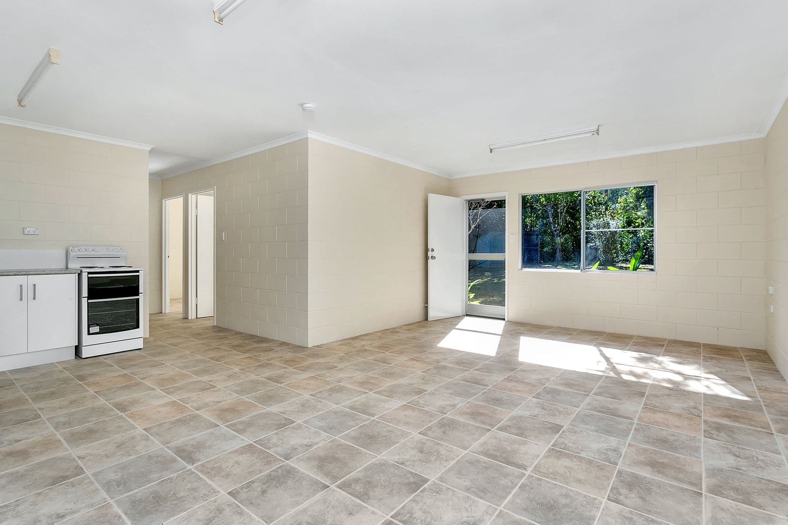 242 Ganyan Drive, Speewah QLD 4881, Speewah - Thumbnail 7