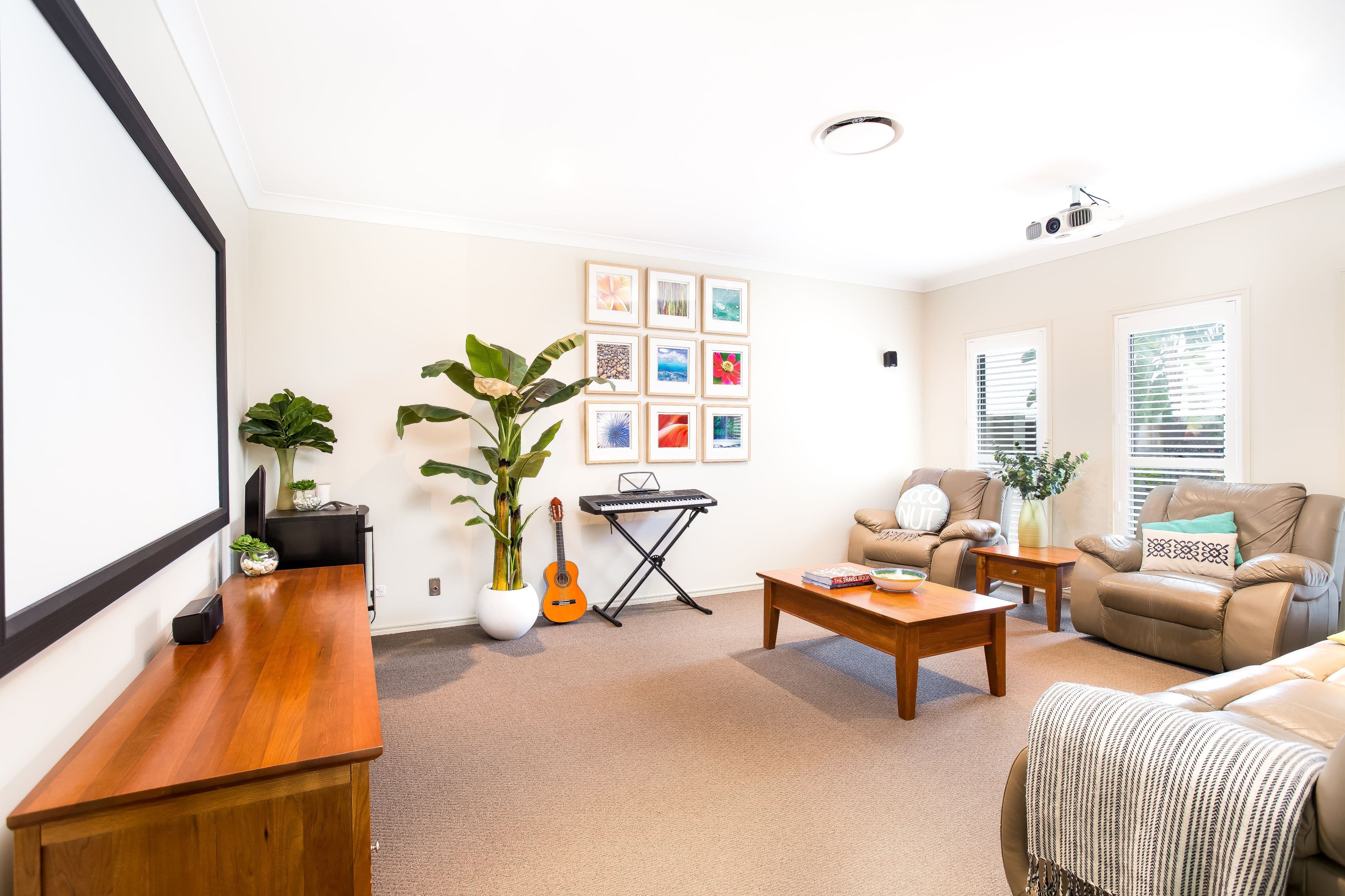 3 Beardsworth Court, Middle Ridge QLD 4350, Middle Ridge - Thumbnail 2
