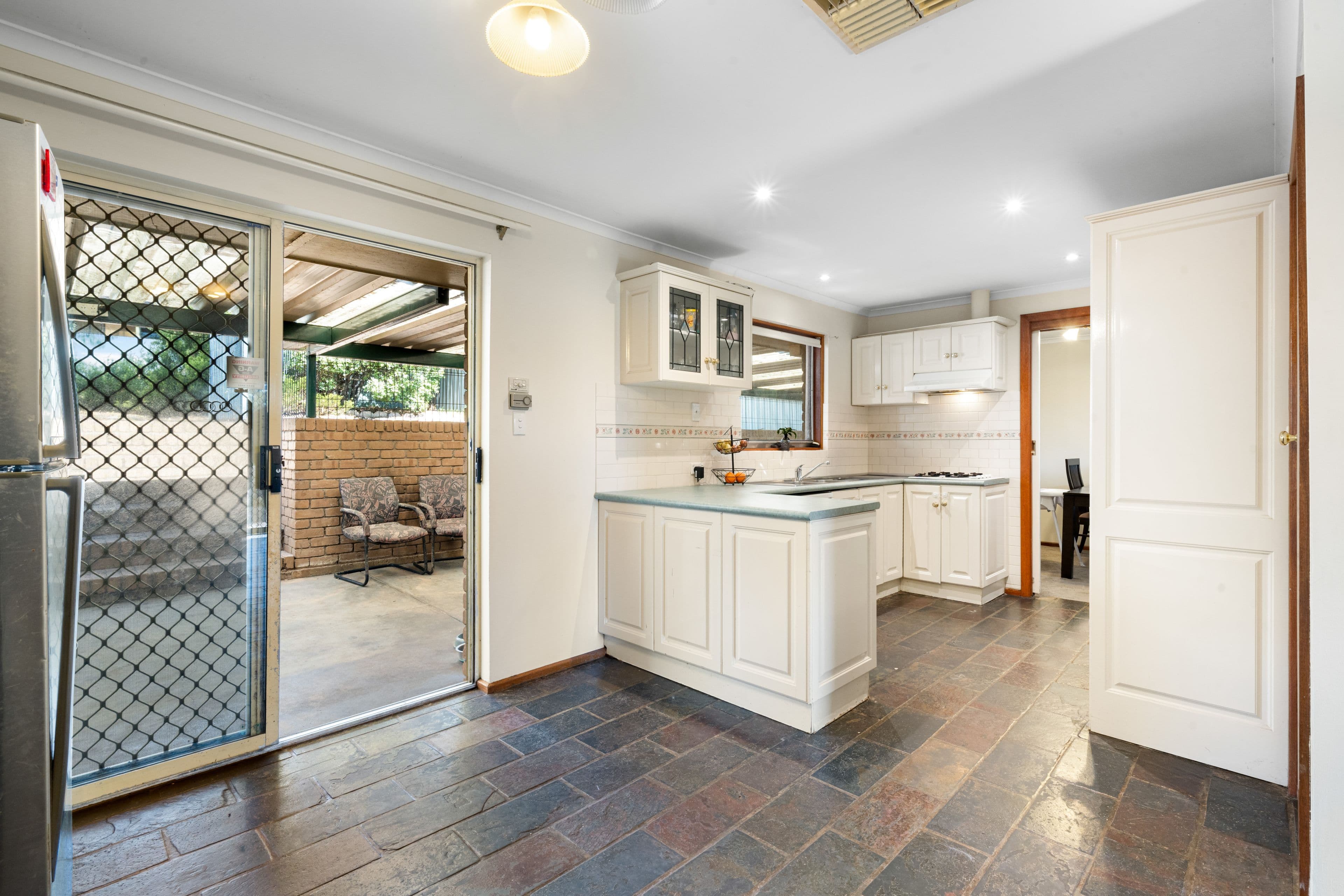 42 Tania Drive, Aberfoyle Park SA 5159, Aberfoyle Park - Thumbnail 7