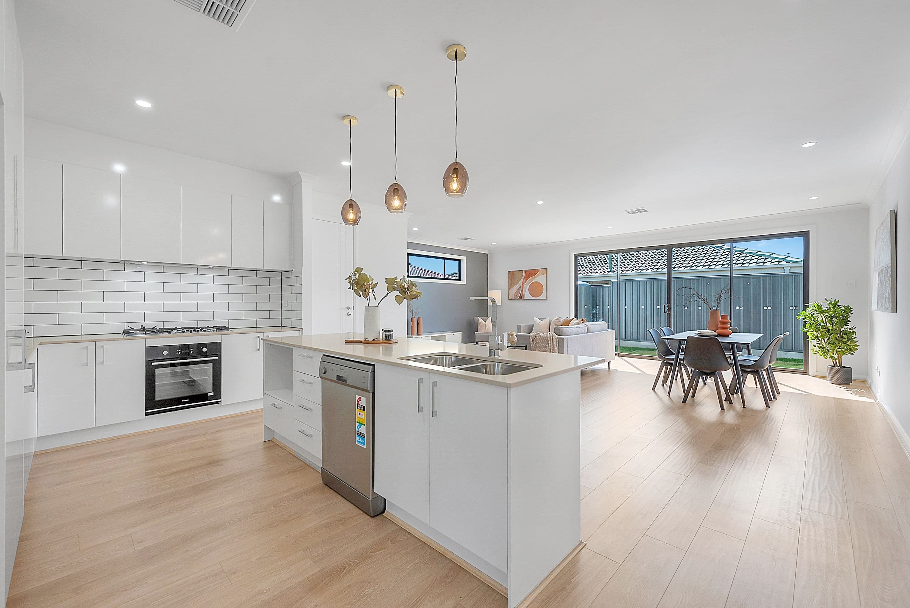 2B Vale Avenue, Valley View SA 5093, Valley View - Thumbnail 2
