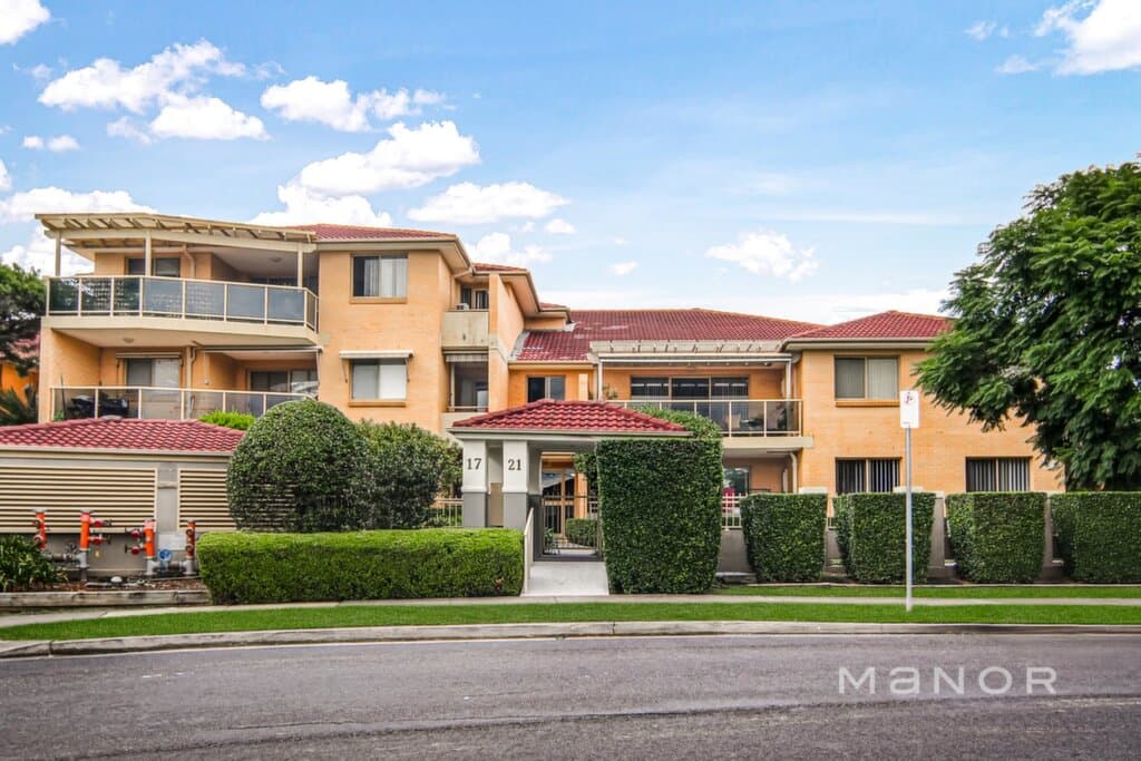 2/9 Fernleigh Avenue, Rose Bay - Thumbnail 3