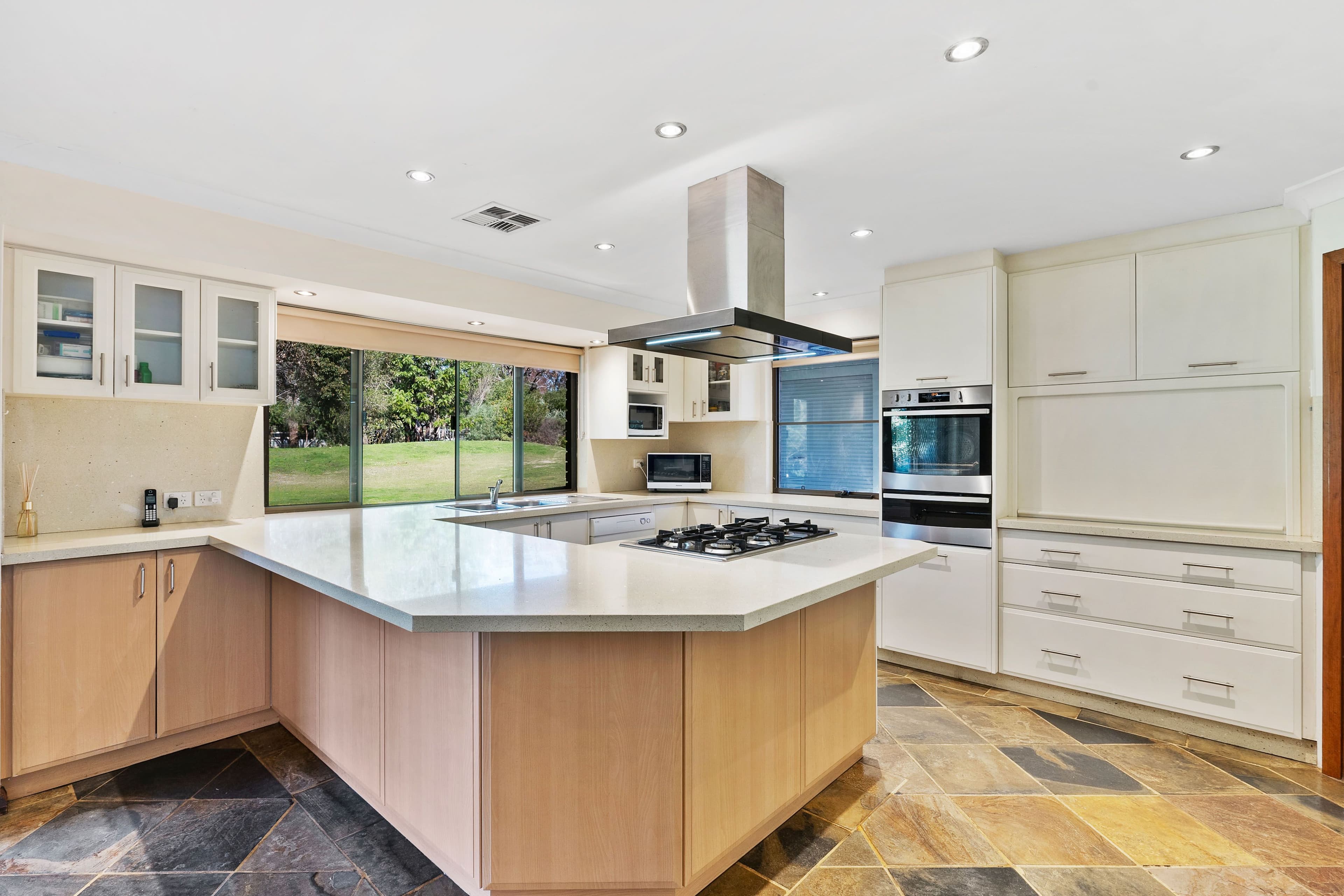93 Garden Park Drive, Wanneroo WA 6065, Wanneroo - Thumbnail 7