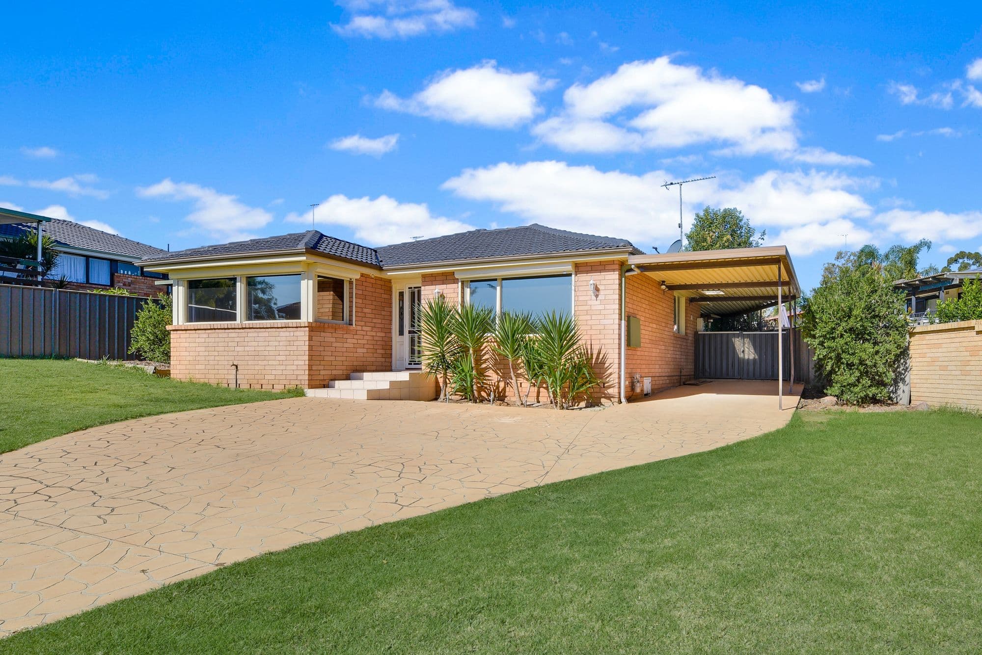 2 Jacaranda Avenue, Bradbury - Image 1