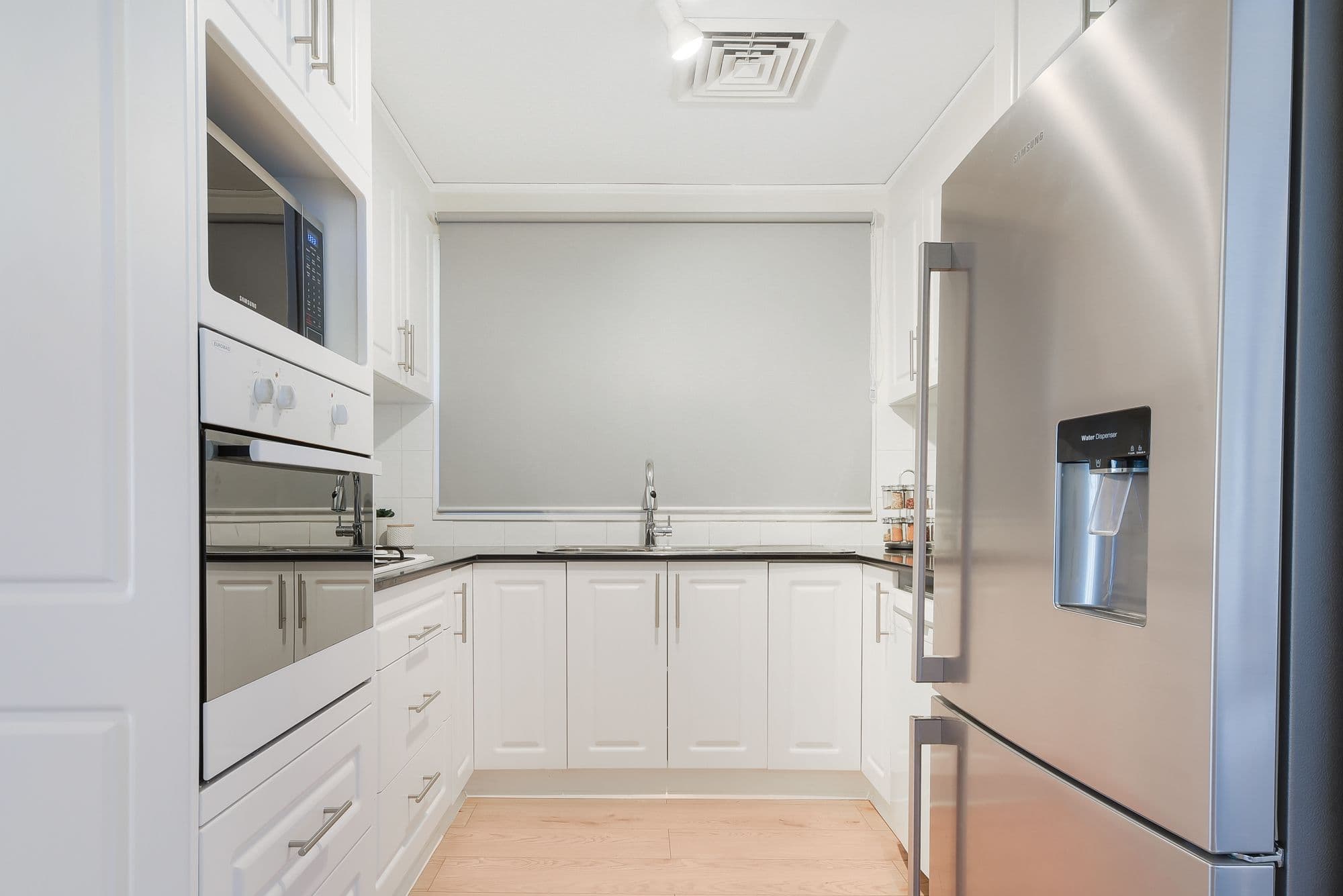 2 Jacaranda Avenue, Bradbury - Thumbnail 4
