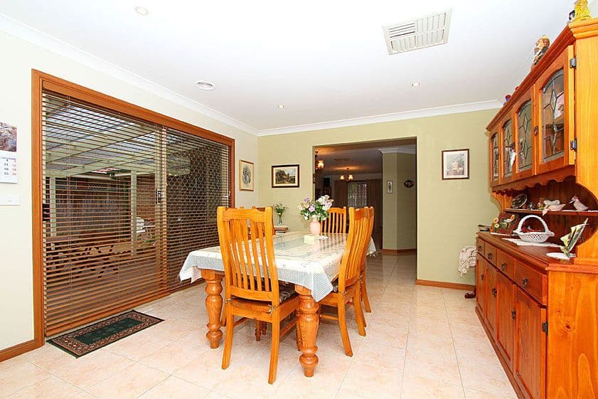 25 Stillman Drive, MILL PARK VIC 3082, Mill Park - Thumbnail 4