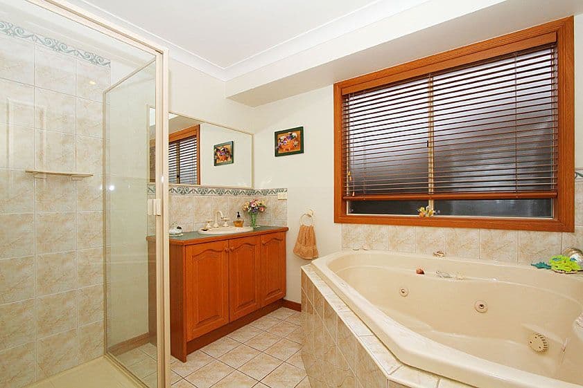 25 Stillman Drive, MILL PARK VIC 3082, Mill Park - Thumbnail 5