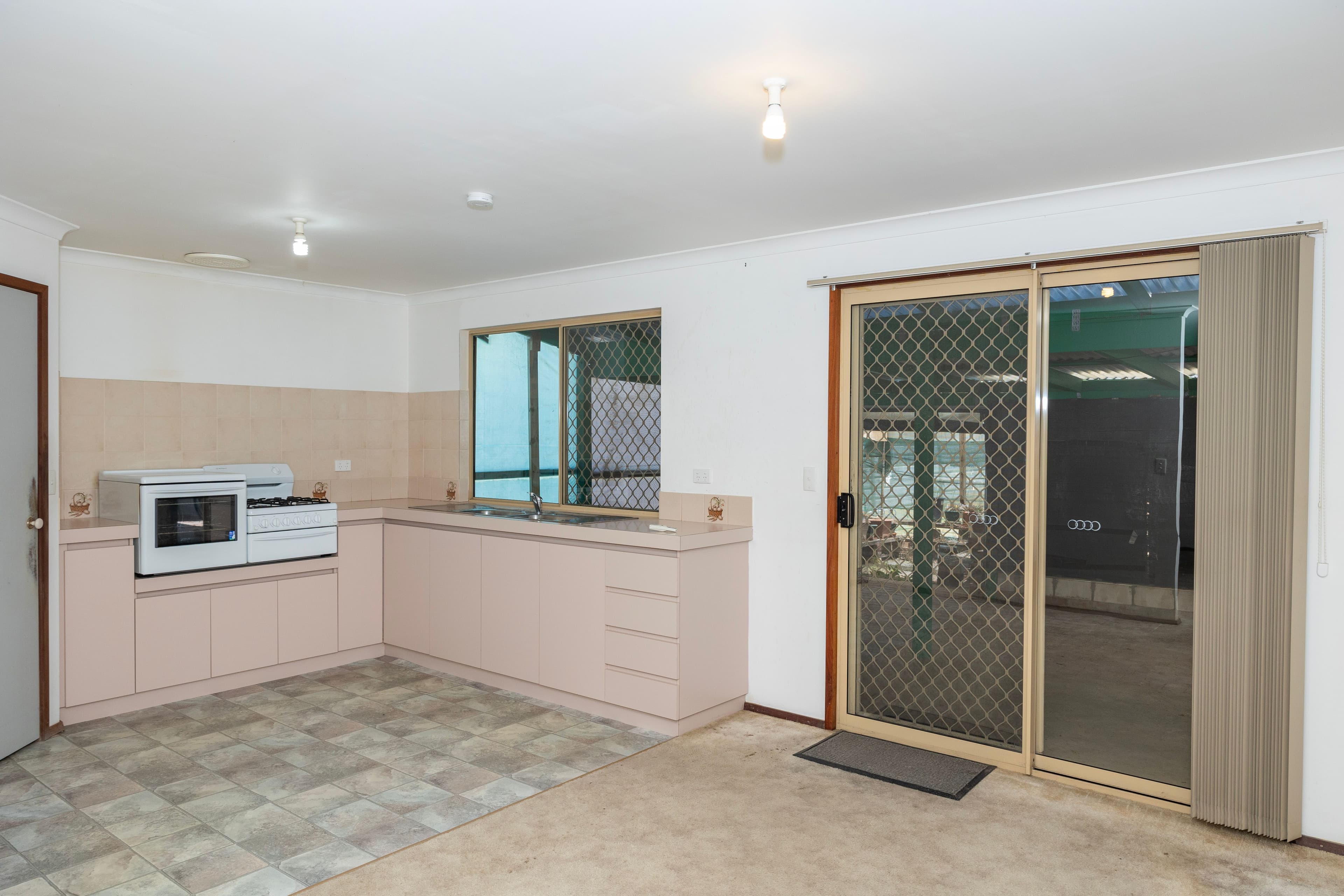 28 Ward Street, Jurien Bay WA 6516, Jurien Bay - Thumbnail 6