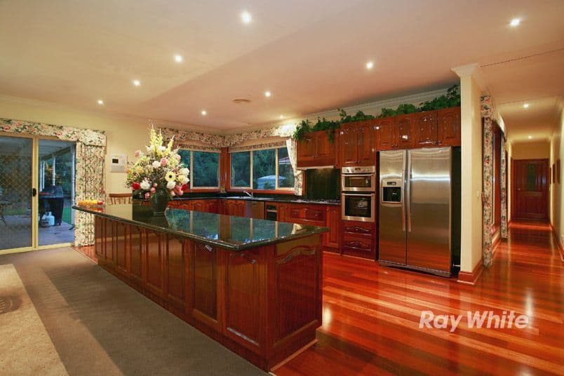 29 Parkside Boulevard, LYSTERFIELD SOUTH VIC 3156, Lysterfield South - Thumbnail 4