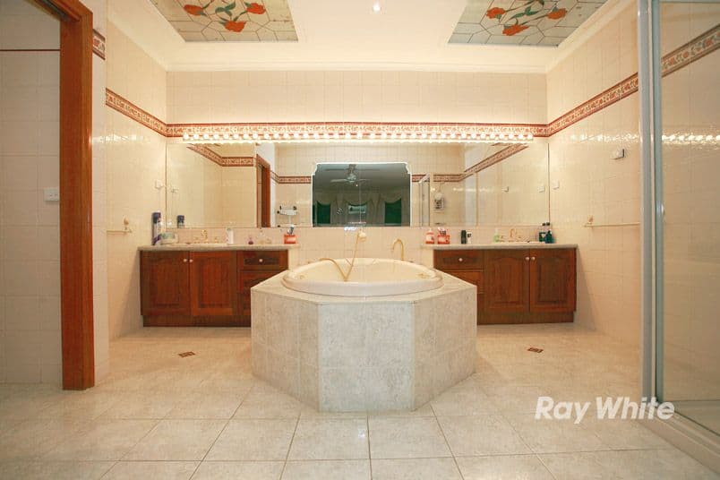 29 Parkside Boulevard, LYSTERFIELD SOUTH VIC 3156, Lysterfield South - Thumbnail 8