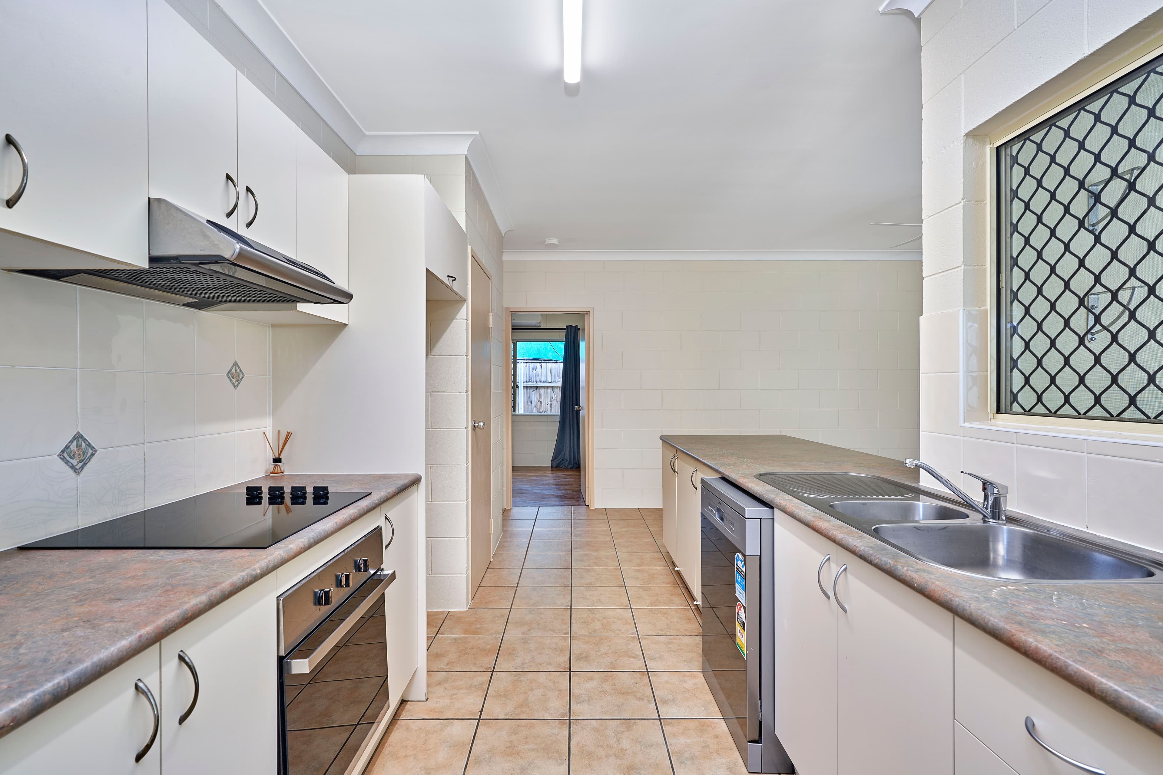 10 Hester Street, Edmonton QLD 4869, Edmonton - Thumbnail 2