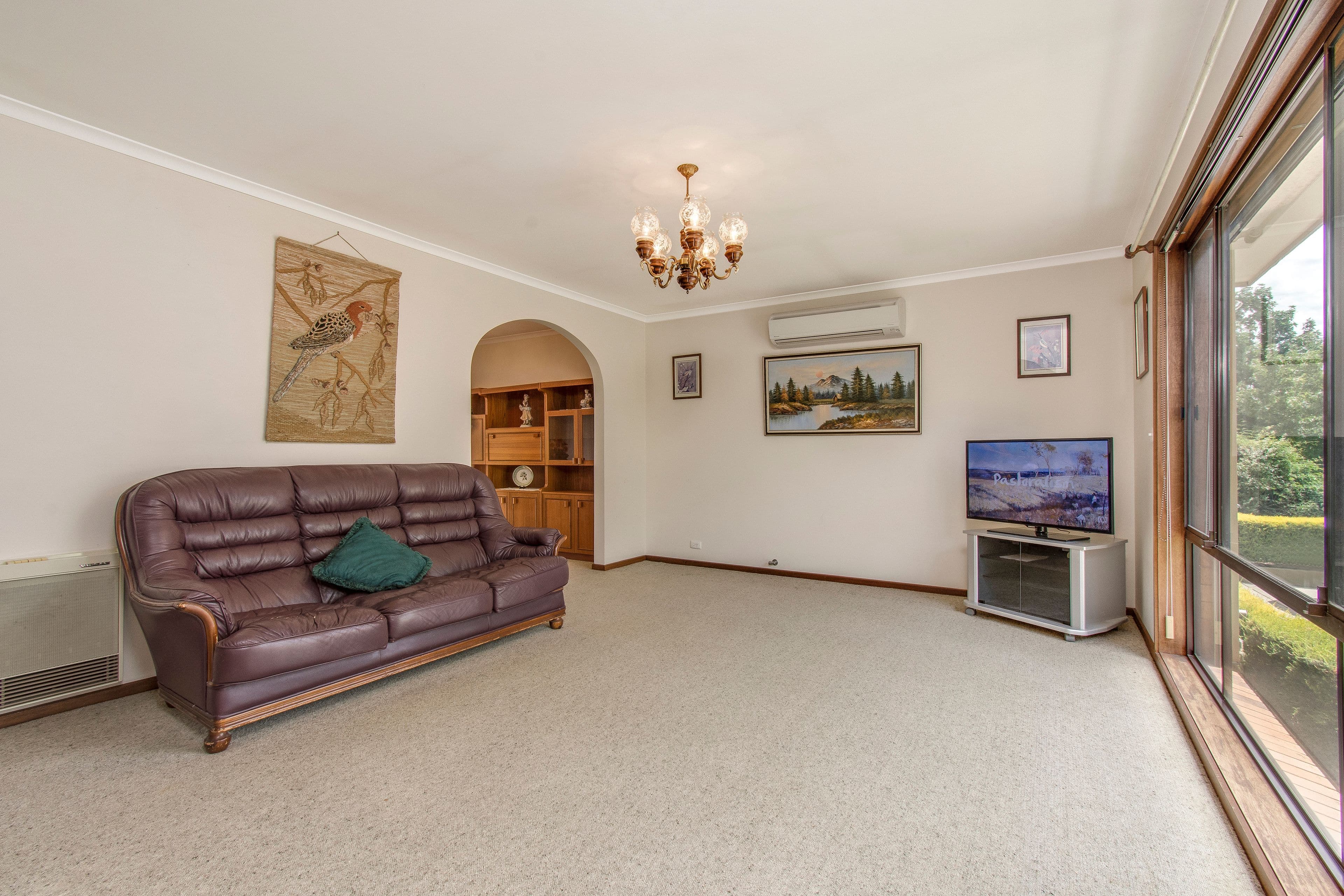 18 Couchman Crescent, Chisholm ACT 2905, Chisholm - Thumbnail 3