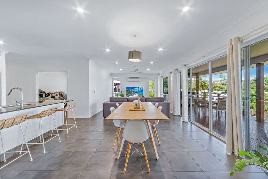 4 Pearl Street, Cannonvale QLD 4802, Cannonvale - Thumbnail 5