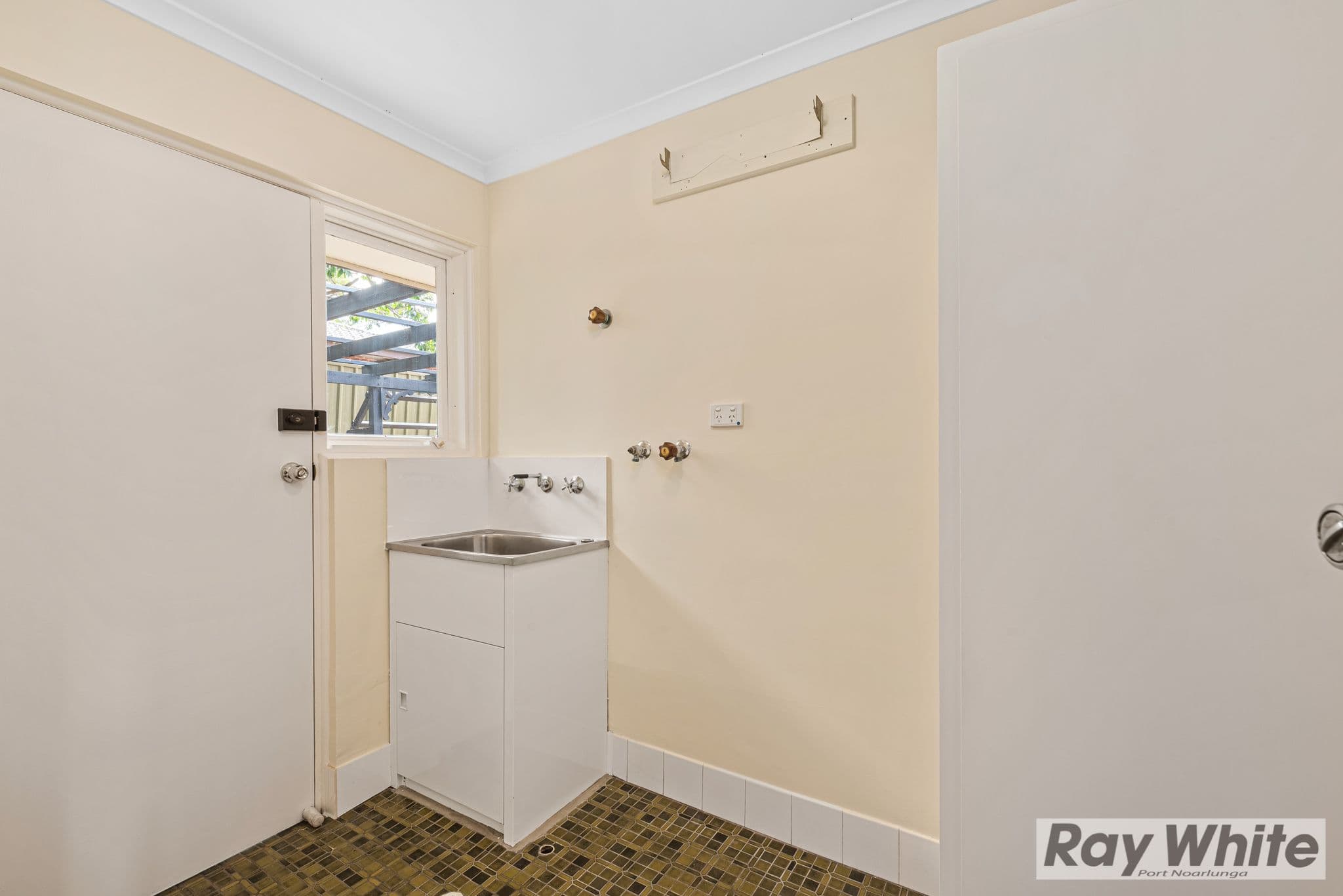 9 Ellis Avenue, O'Halloran Hill SA 5158, O'Halloran Hill - Thumbnail 8