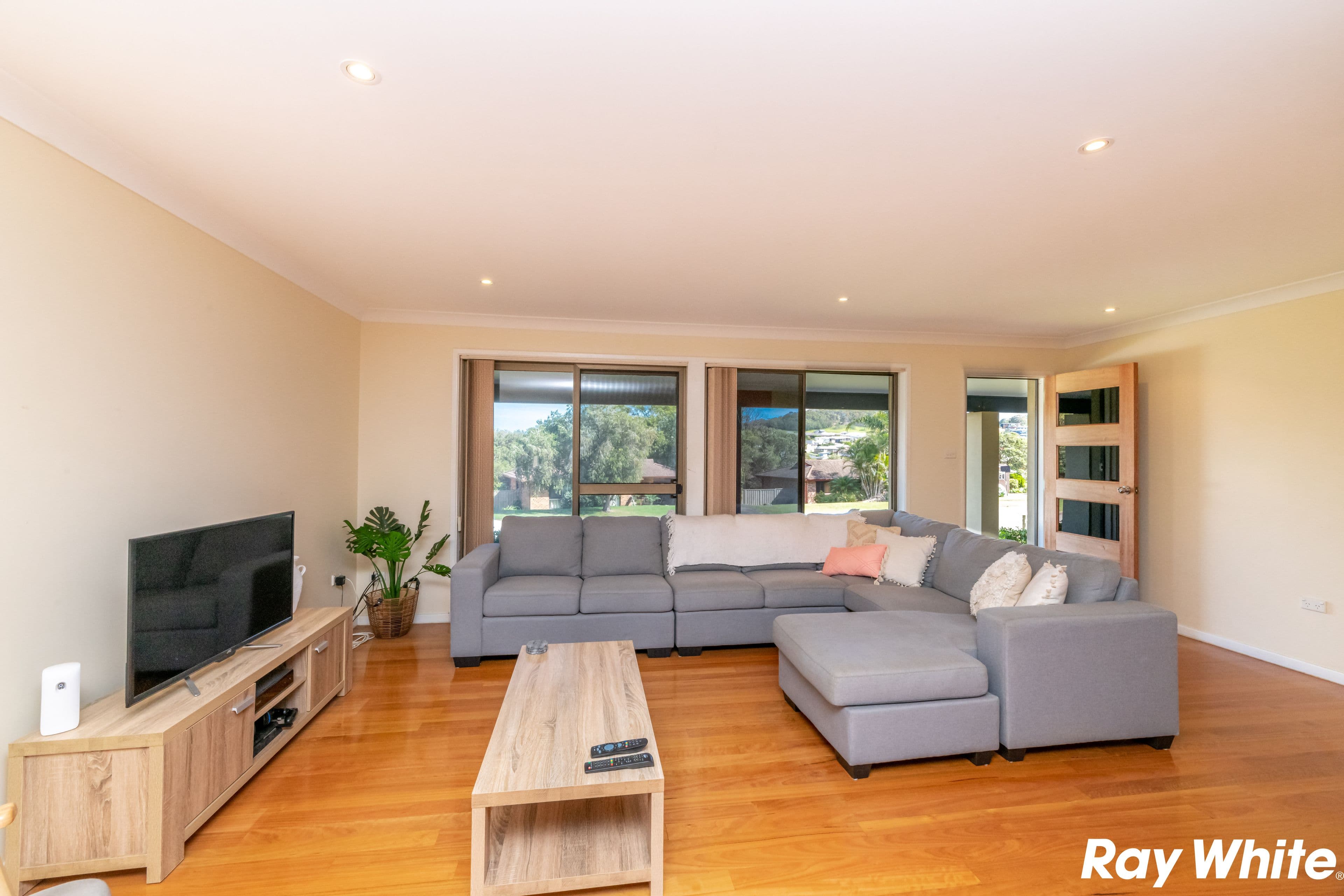 18 Minnibah Circuit, Forster NSW 2428, Forster - Thumbnail 2