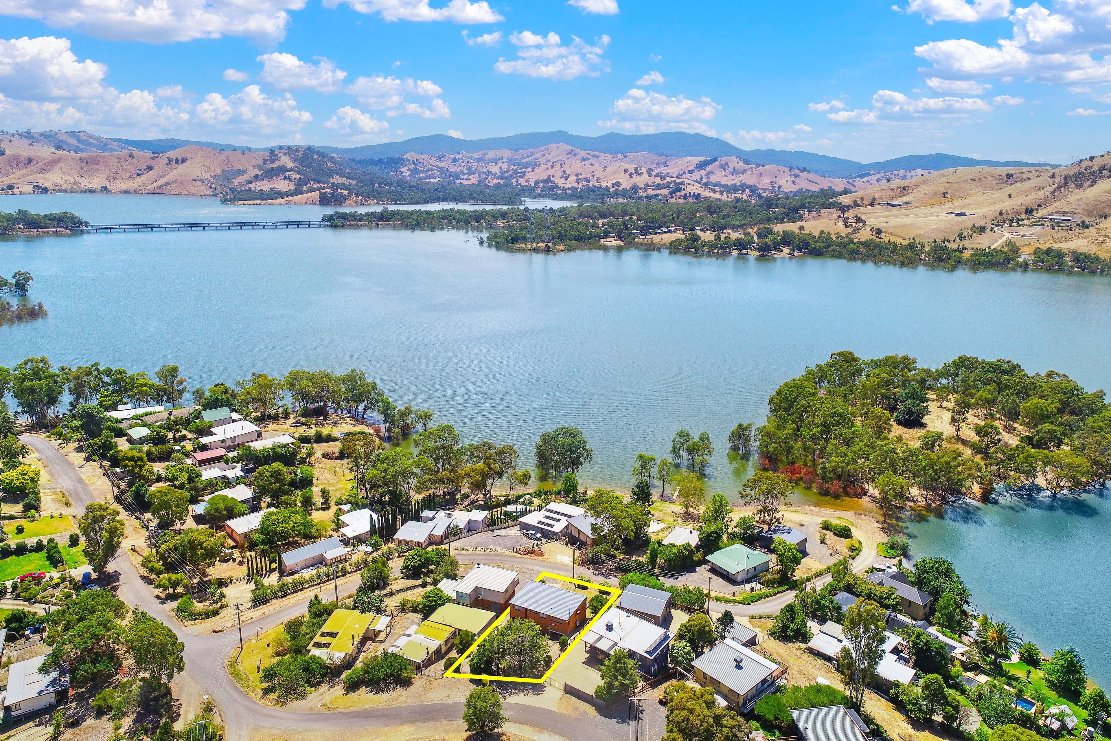 21 Dawn Crescent, Bonnie Doon VIC 3720, Bonnie Doon - Image 1