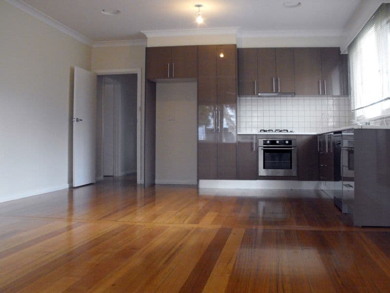 17 Prince Andrew Avenue, LALOR VIC 3075, Lalor - Thumbnail 2