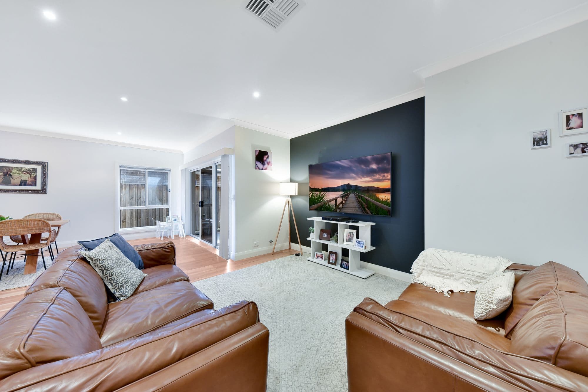 12 Liz Kernohan Drive, Elderslie NSW 2570, Elderslie - Thumbnail 2