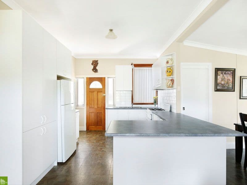 19 Caldwell Avenue, Tarrawanna - Thumbnail 2