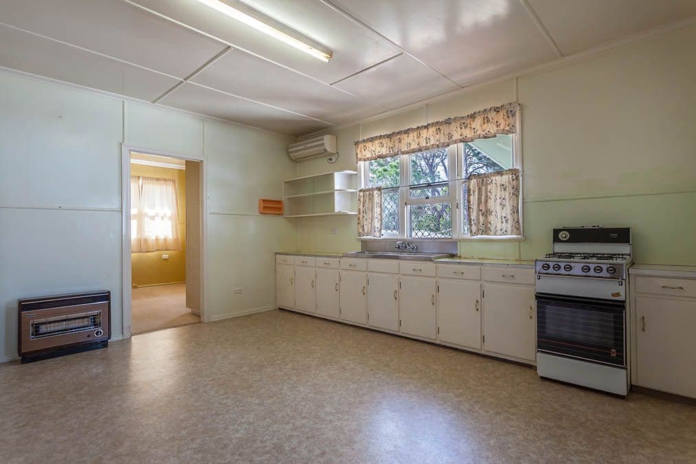 38 Fuljames Street, PROSERPINE, Proserpine - Thumbnail 2